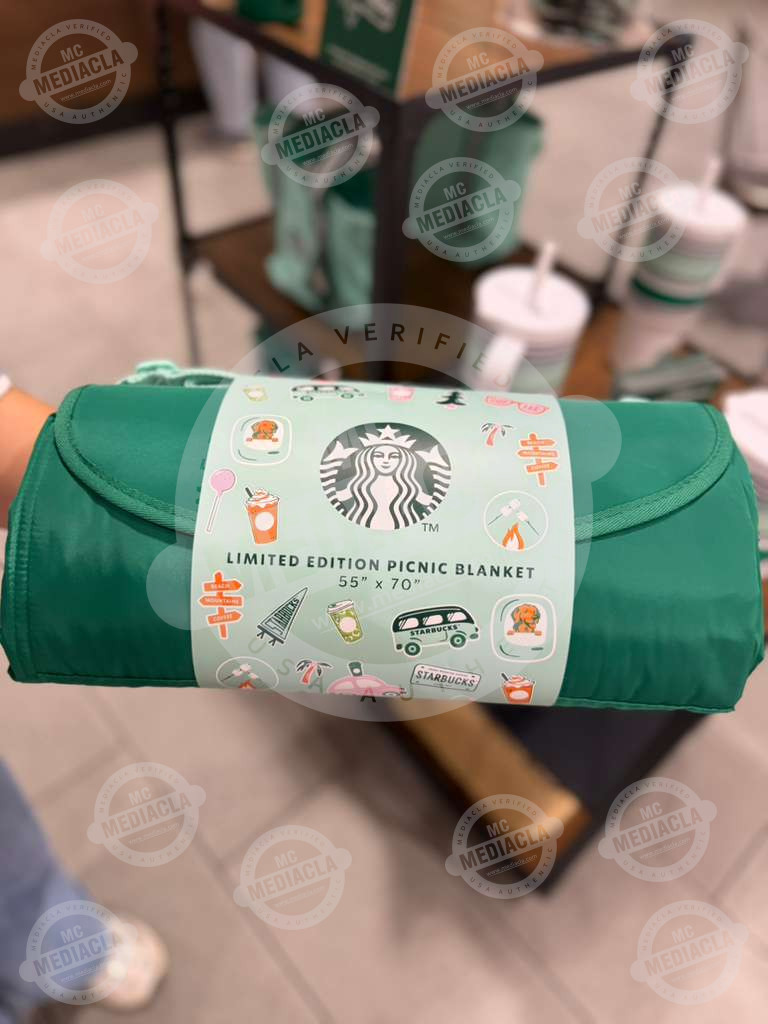 🧺 Starbucks Road-Trip Ready Limited Edition Picnic Blanket – Green 0