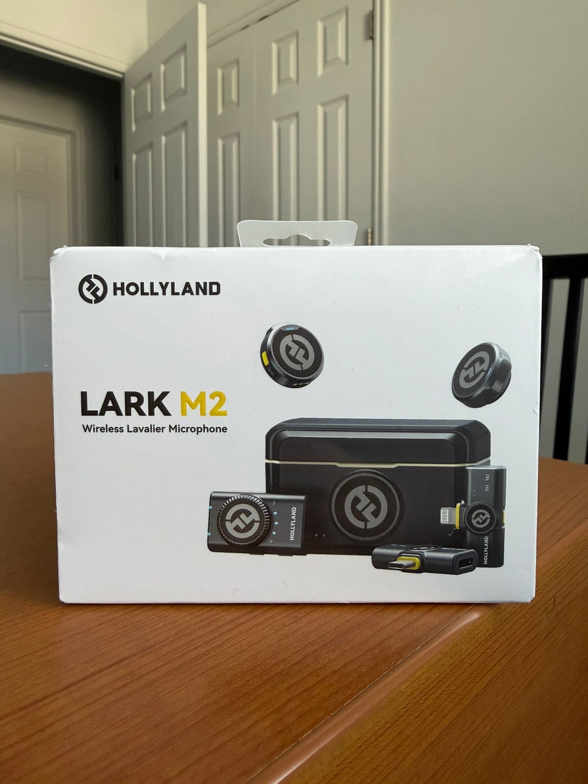 LARK M2 WIRELESS LAVALIER MICROPHONE